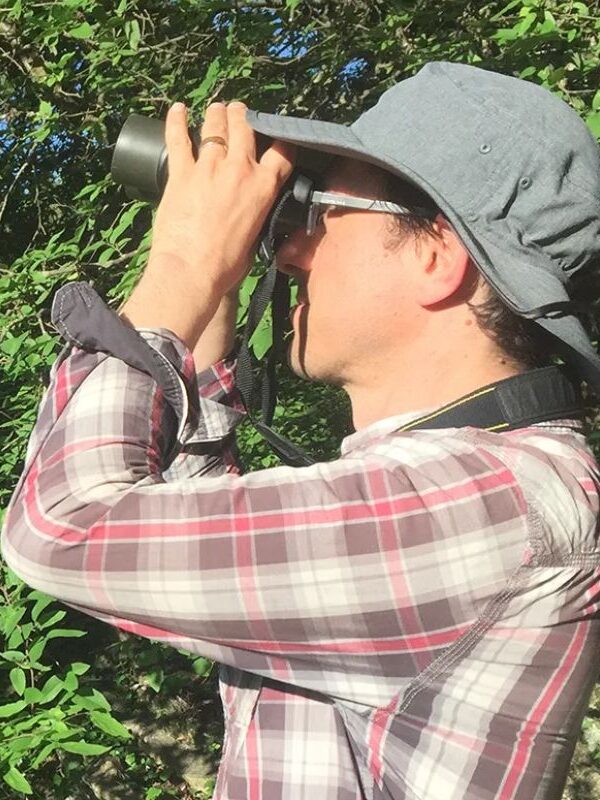 Eric Abselon. 2013- 2015 La Kretz Center for California Conservation Science postdoctoral fellow.
