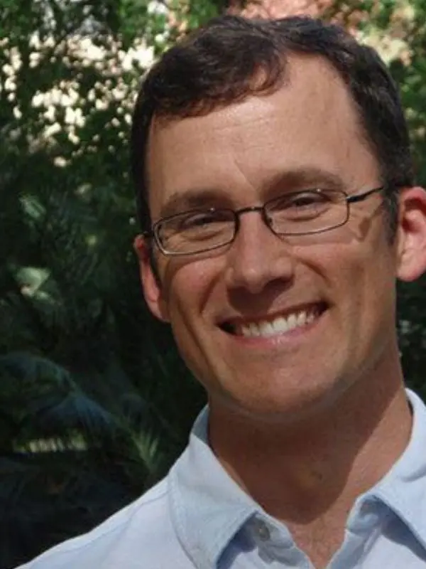 Jamie Lloyd Smith UCLA faculty