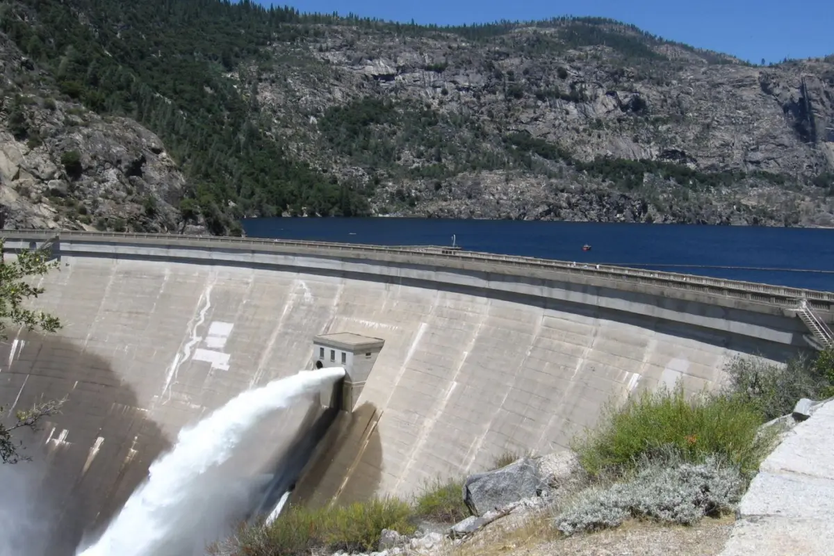 hetch hetchy gushes over wetlands