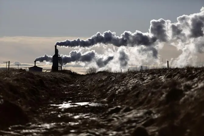 climate change could force 100m into poverty by 2030, world bank group report says