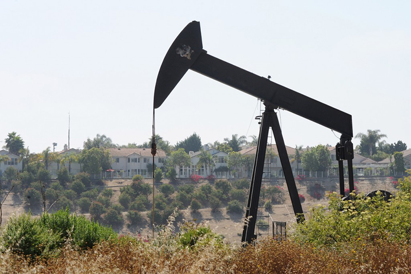drilling-inglewood-la-county-crop