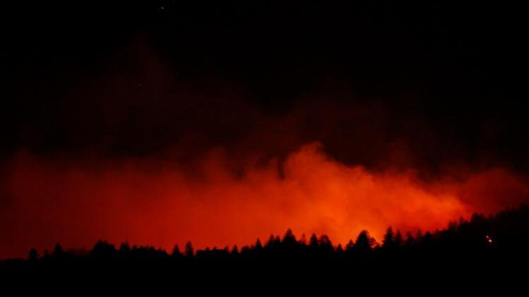 a simple but seldom-used tactic to prevent wildfires: turn off the power grid when winds pick up