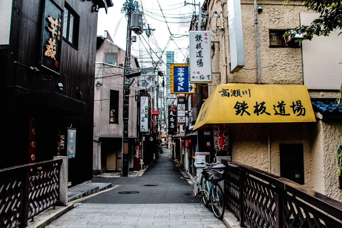 inhabiting a post-urban twenty-first century