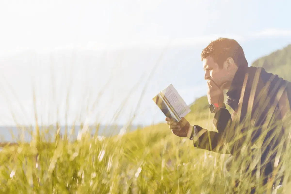 pritzker nominee, josé gonzález, in bay nature