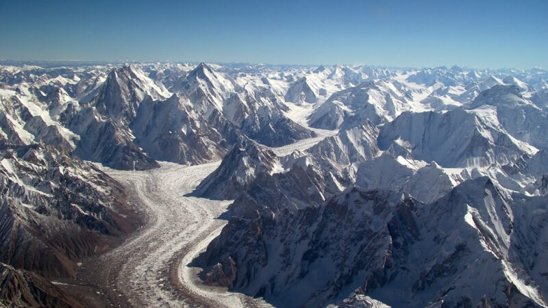 himalayan glaciers melting because of high-altitude dust