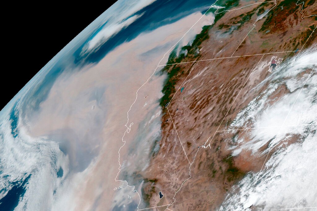 daniel swain in kxan nbc: ‘smoke cyclone:’ airborne ash from california fires creates disturbing satellite image