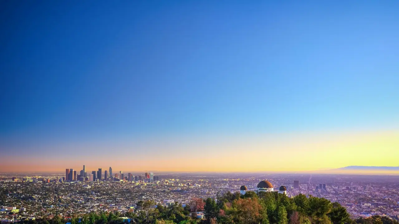 phasing out fossil fuel infrastructures in the city of los angeles: challenges for a just transition