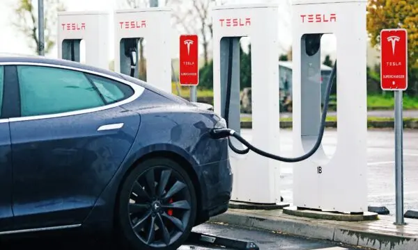 TesleSuperCharger_HP_AP_