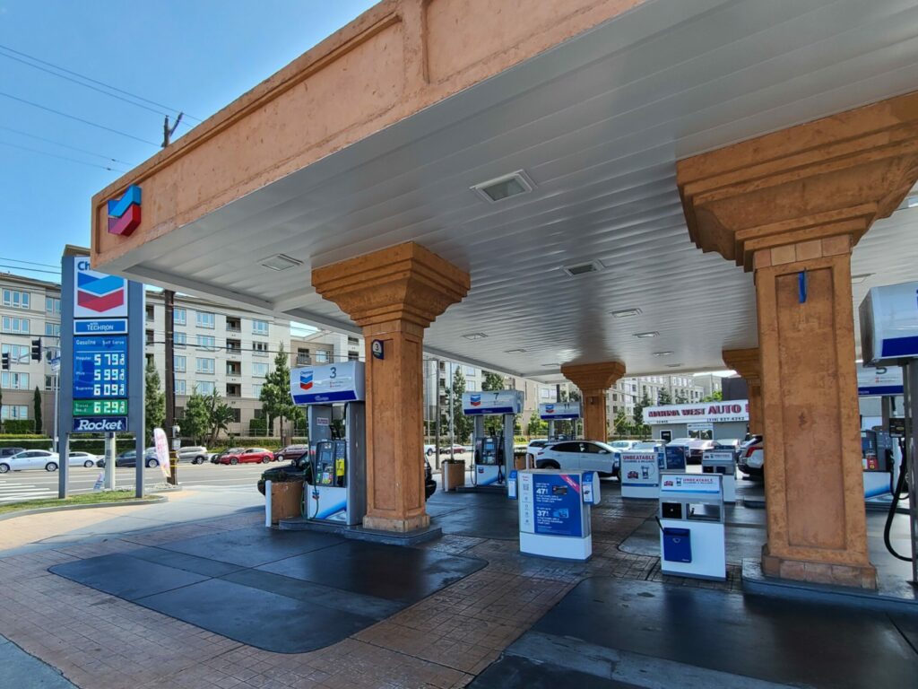 Los Angeles gas station