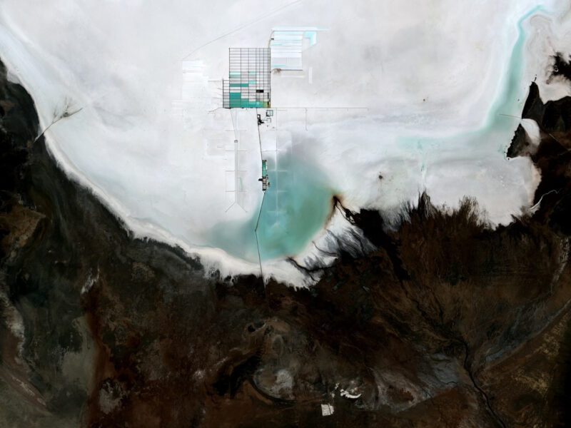 Bolivian lithium mine and brine from air