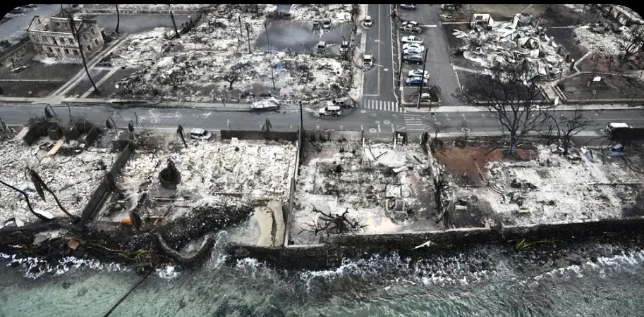 Maui wildfire- deadly wildfire destruction- lahaina