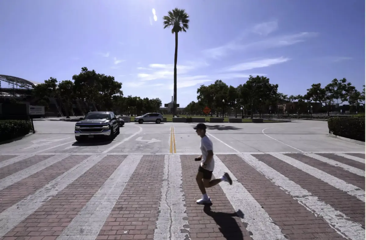 Urban heat mitigation. Heat islands. Lorena Elebee /LOS ANGELES TIMES