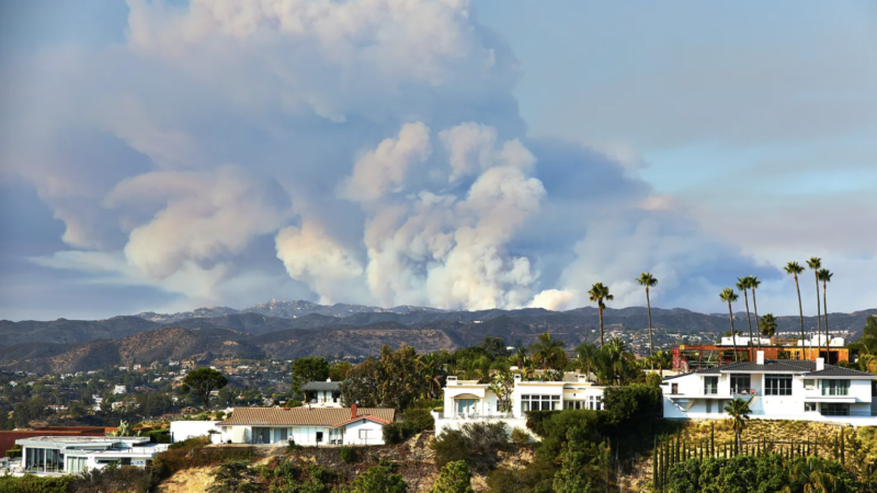 The Woolsey Fire is seen from Hollywood Hills, California, 2018. Photo by Shutterstock.