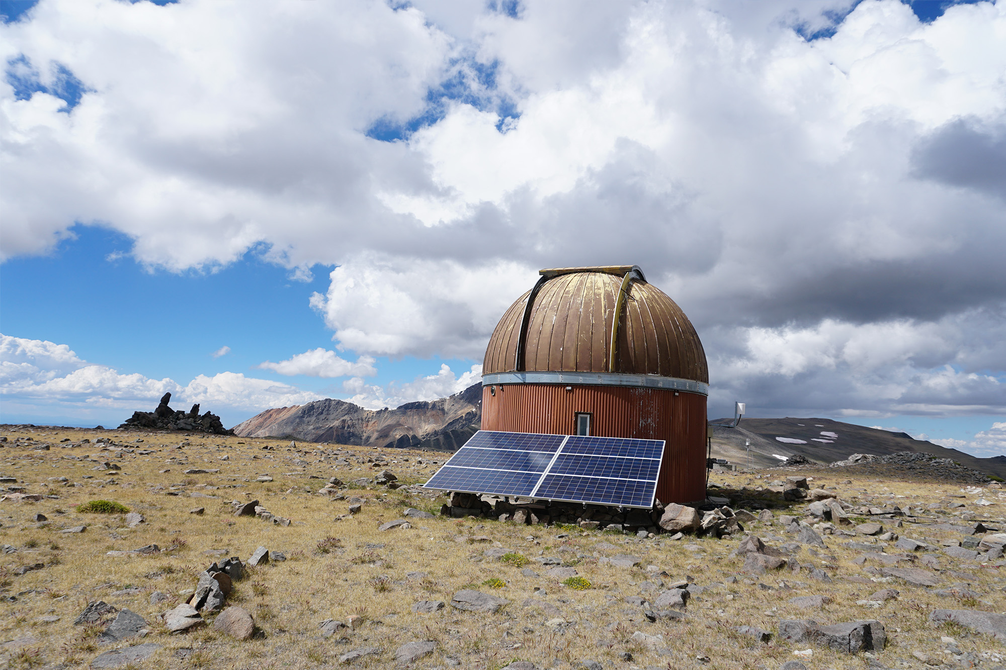 Mit Observatory The Lab at 10,000 Feet — Institute of the Environment and ...