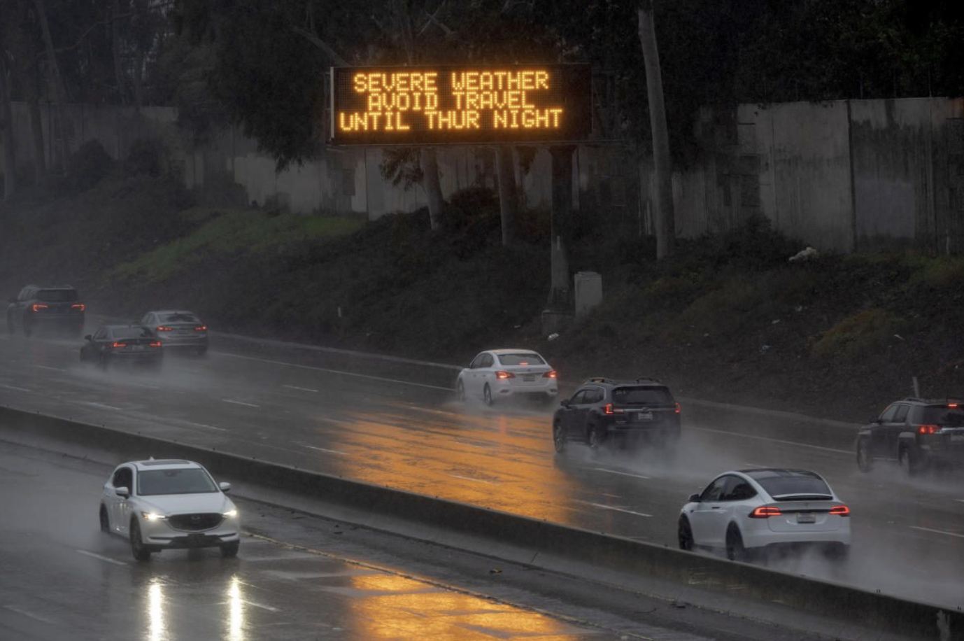 severe weather warning on freeway
