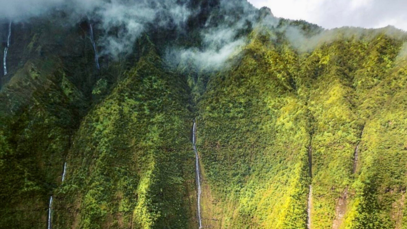Nāmolokama Waterfalls in Kauai
