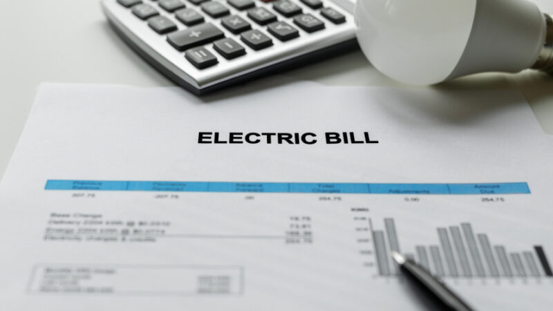 electric bill and calculator