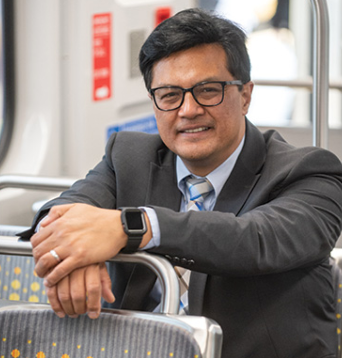 forward thinking graduate awarded for sustainable change-making at la metro