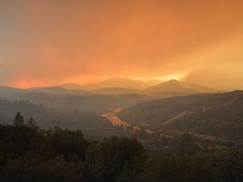 enormous wildfires spark scramble to improve fire models
