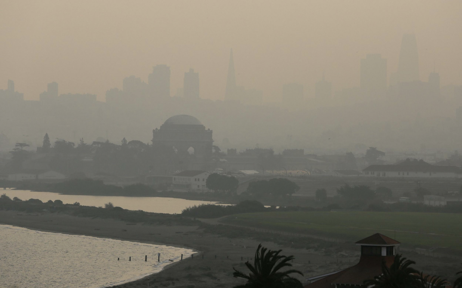 california wildfire emissions equal year of power pollution